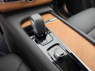 2024 Volvo XC90 Recharge Plug-In Hybrid T8 Plus 6 Passenger **Volvo Certified**