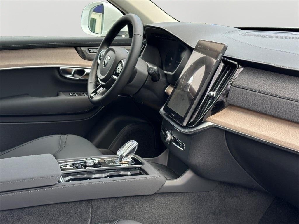 2025 Volvo XC90 Plug-In Hybrid T8 Plus 7 Passenger 2025.5