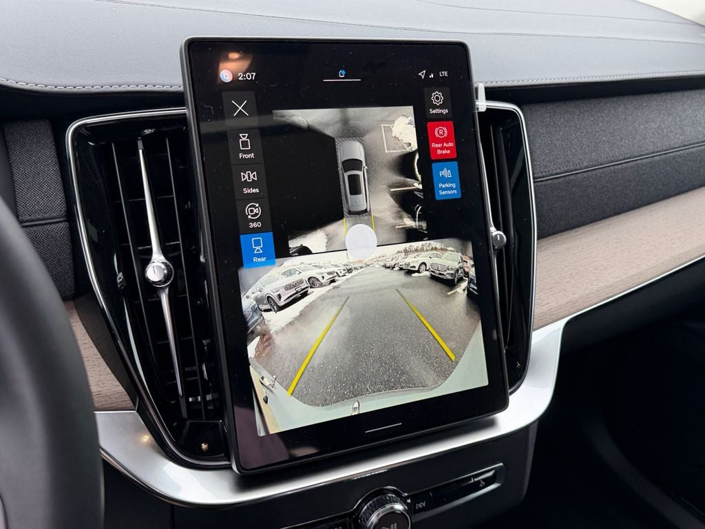 2026 Volvo XC90 Plug-In Hybrid T8 Plus 7 Passenger