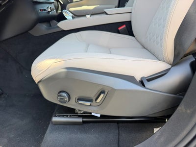 2026 Volvo XC90 Plug-In Hybrid T8 Plus 7 Passenger