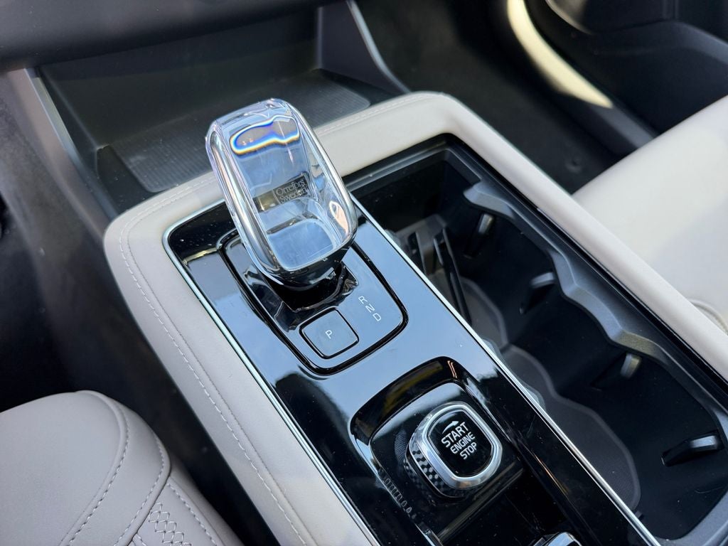2026 Volvo XC90 Plug-In Hybrid T8 Plus 7 Passenger