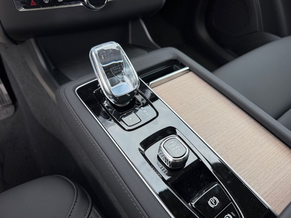 2026 Volvo XC90 Plug-In Hybrid T8 Plus 7 Passenger