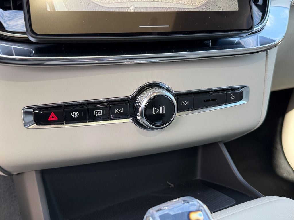 2026 Volvo XC90 Plug-In Hybrid T8 Ultra 7 Passenger