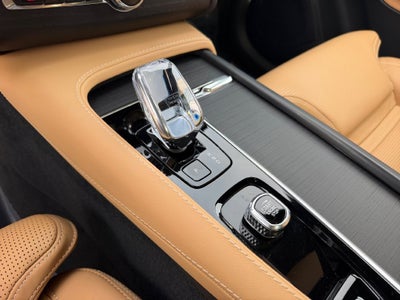 2025 Volvo XC90 Plug-In Hybrid T8 Ultra 7 Passenger