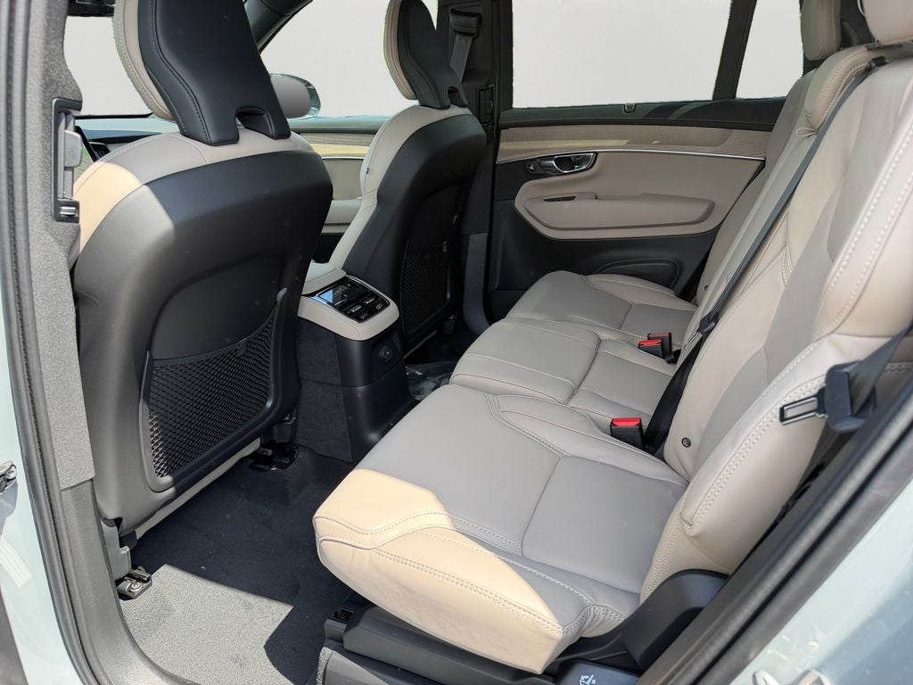 2026 Volvo XC90 Plug-In Hybrid T8 Ultra