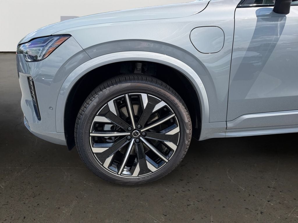 2026 Volvo XC90 Plug-In Hybrid T8 Ultra