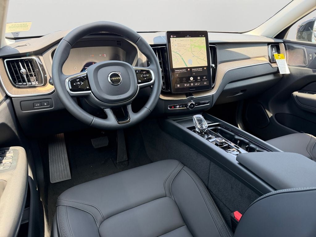 2026 Volvo XC60 Plug-In Hybrid T8 Plus