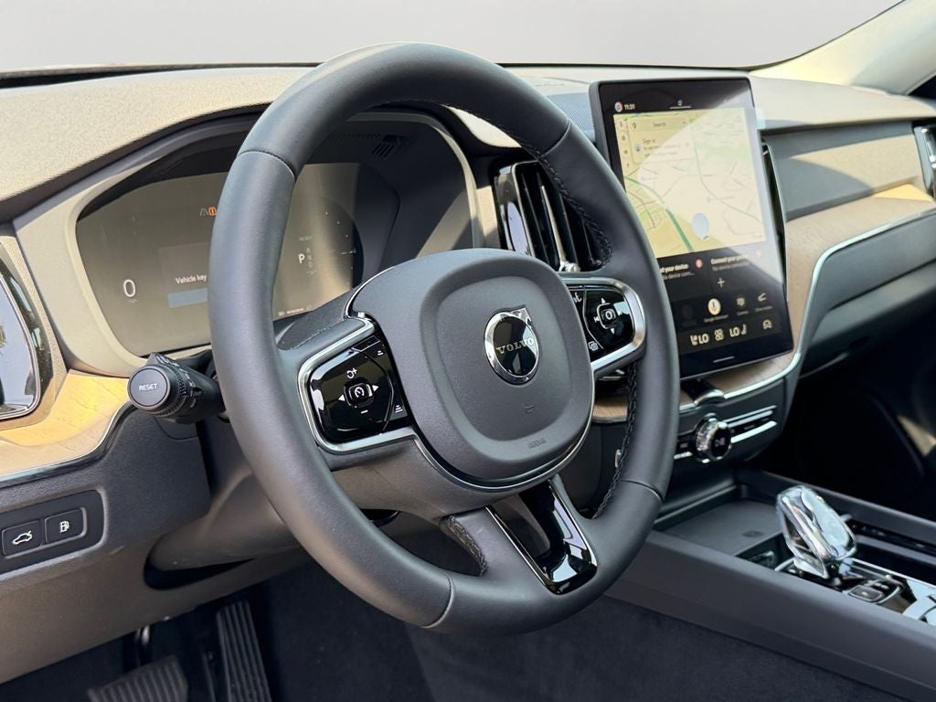 2026 Volvo XC60 Plug-In Hybrid T8 Plus