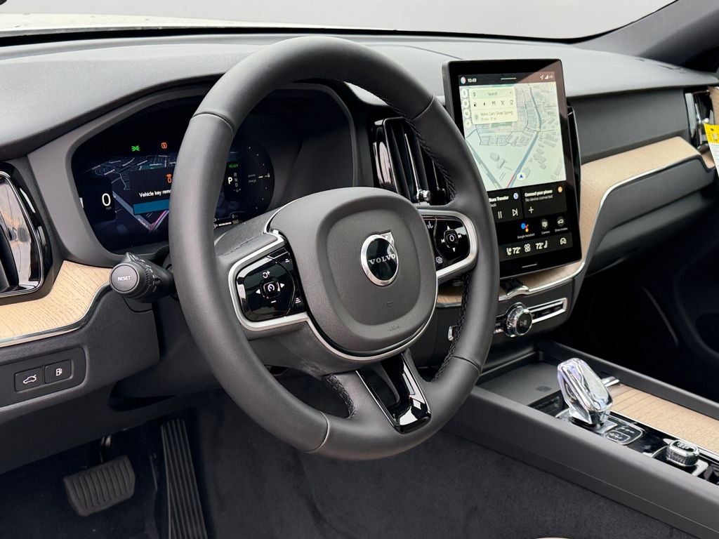 2026 Volvo XC60 Plug-In Hybrid T8 Plus