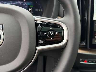 2026 Volvo XC60 Plug-In Hybrid T8 Plus