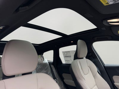 2026 Volvo XC60 Plug-In Hybrid T8 Plus
