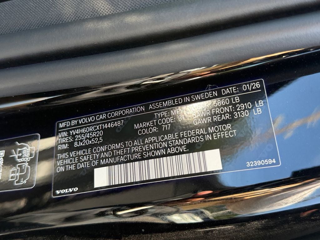 2026 Volvo XC60 Plug-In Hybrid T8 Plus