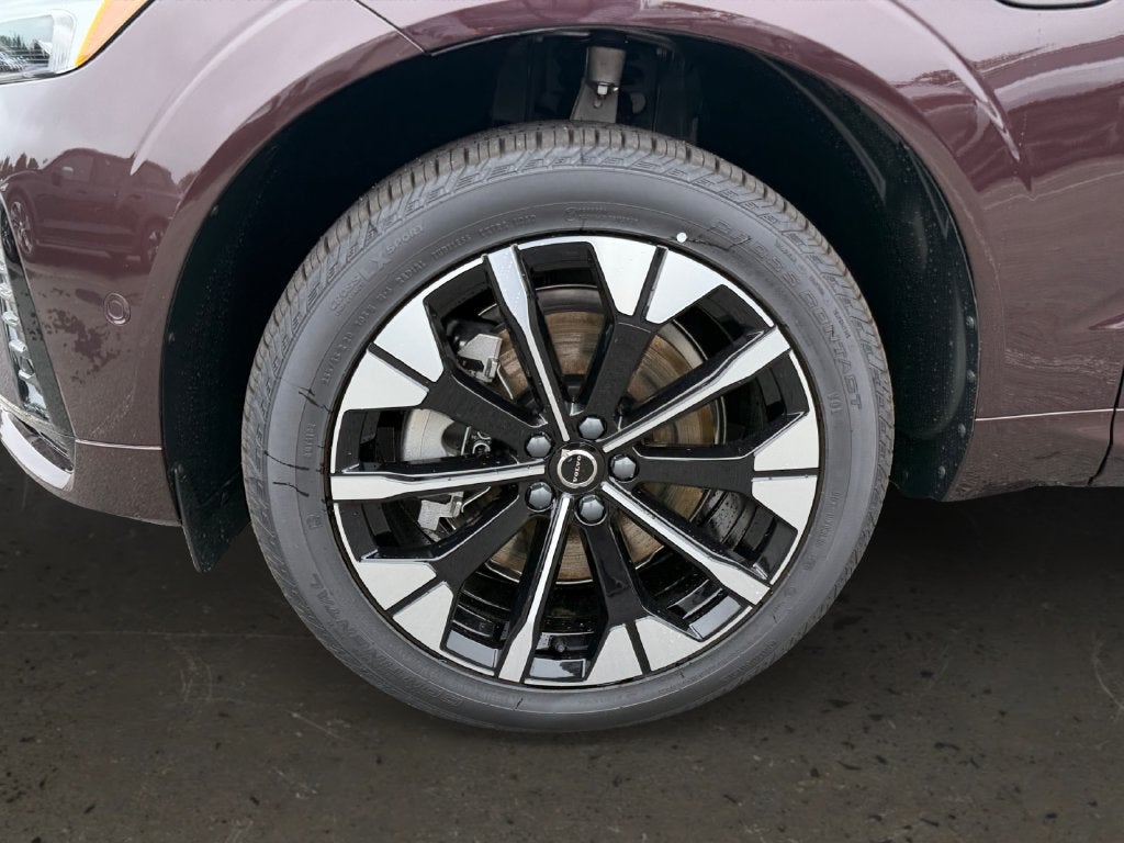 2026 Volvo XC60 Plug-In Hybrid T8 Plus