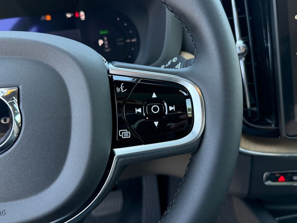2026 Volvo XC60 Plug-In Hybrid T8 Core