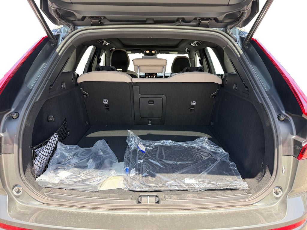 2026 Volvo XC60 Plug-In Hybrid T8 Core