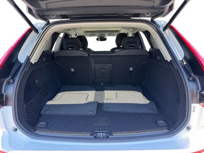 2025 Volvo XC60 Plug-In Hybrid T8 Ultra