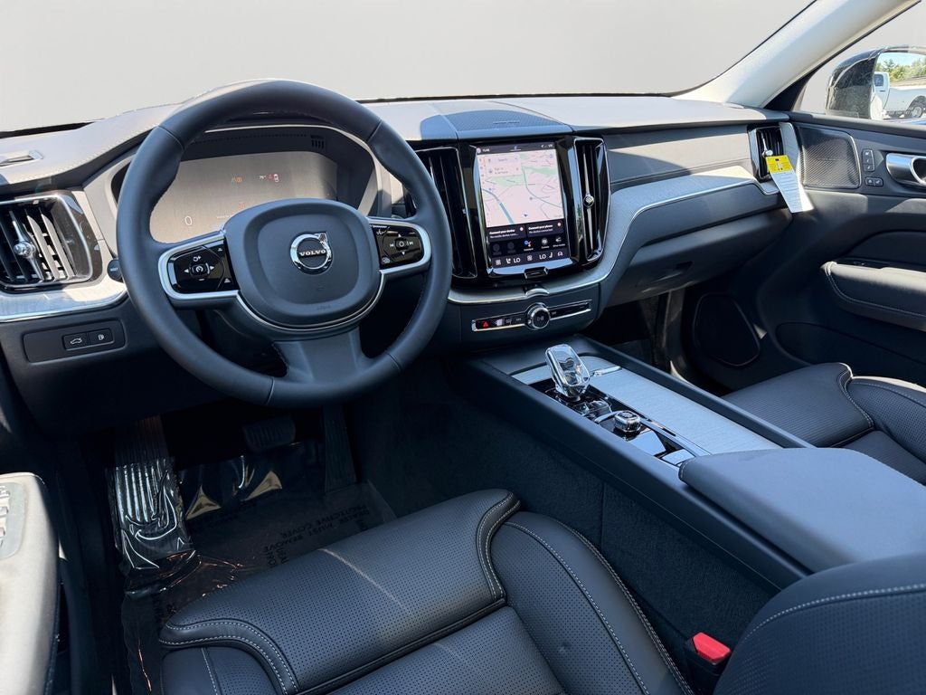 2025 Volvo XC60 Plug-In Hybrid T8 Ultra