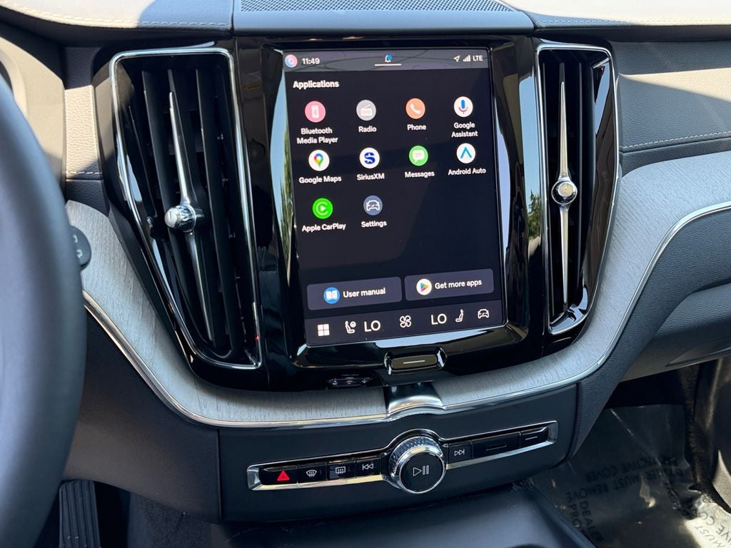 2025 Volvo XC60 Plug-In Hybrid T8 Ultra