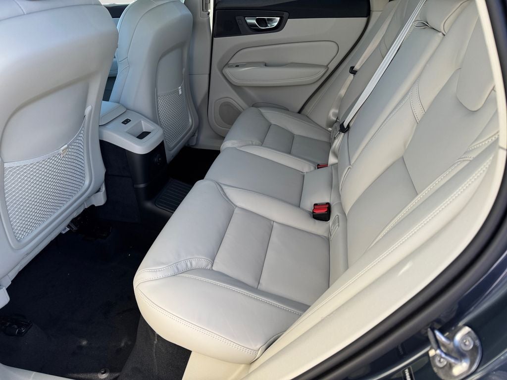 2026 Volvo XC60 Plug-In Hybrid T8 Ultra