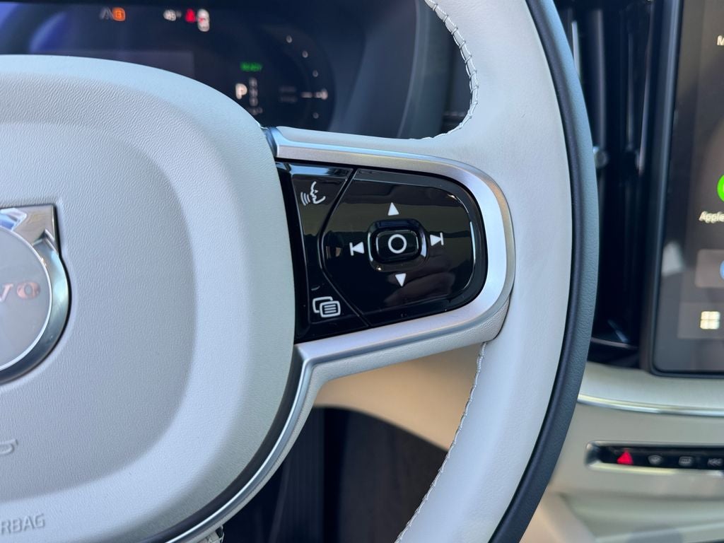 2026 Volvo XC60 Plug-In Hybrid T8 Ultra