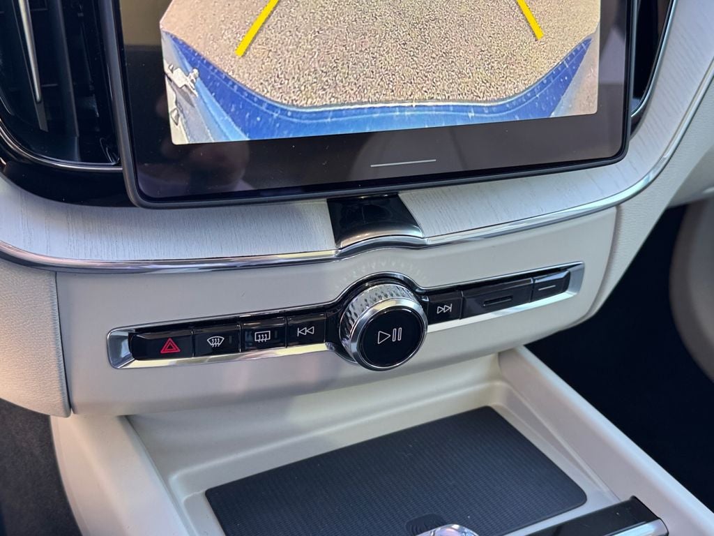 2026 Volvo XC60 Plug-In Hybrid T8 Ultra