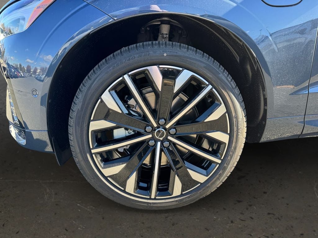 2026 Volvo XC60 Plug-In Hybrid T8 Ultra