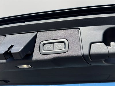 2026 Volvo XC60 Plug-In Hybrid T8 Ultra