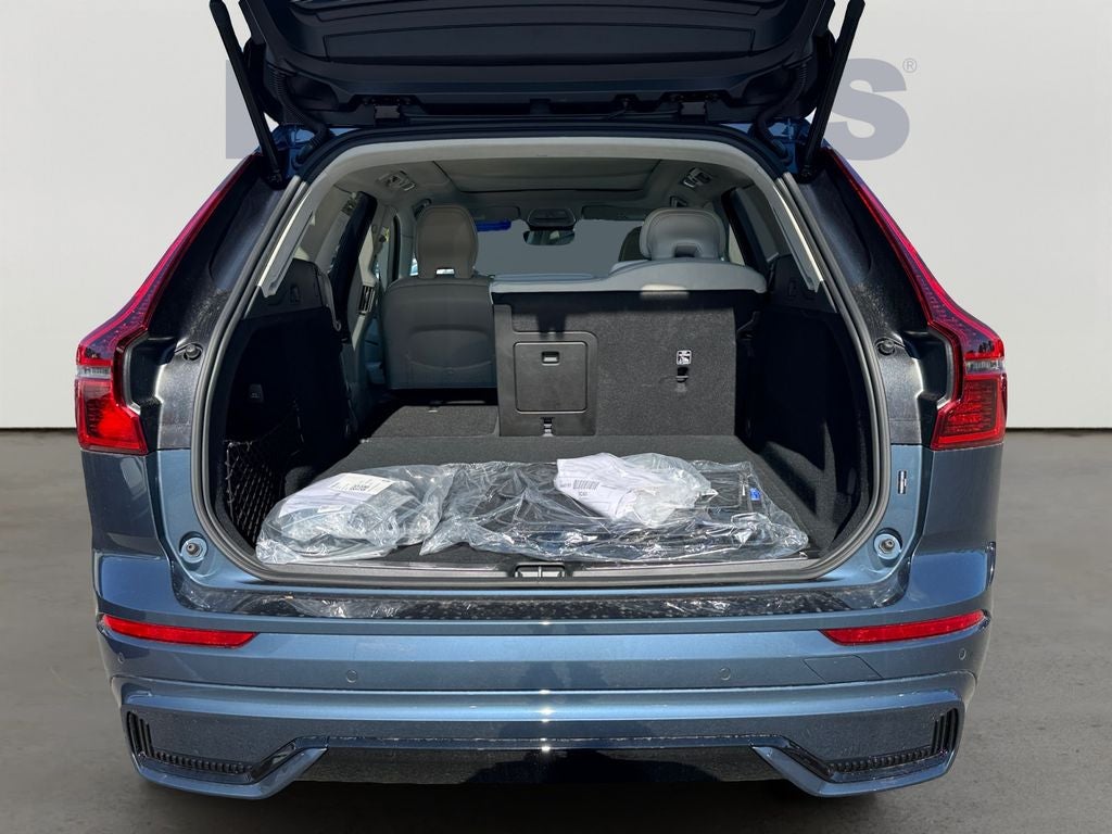2026 Volvo XC60 Plug-In Hybrid T8 Ultra