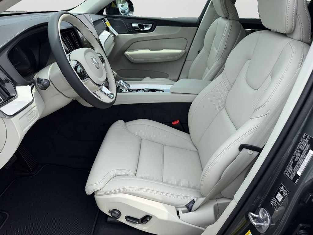 2026 Volvo XC60 Plug-In Hybrid T8 Ultra