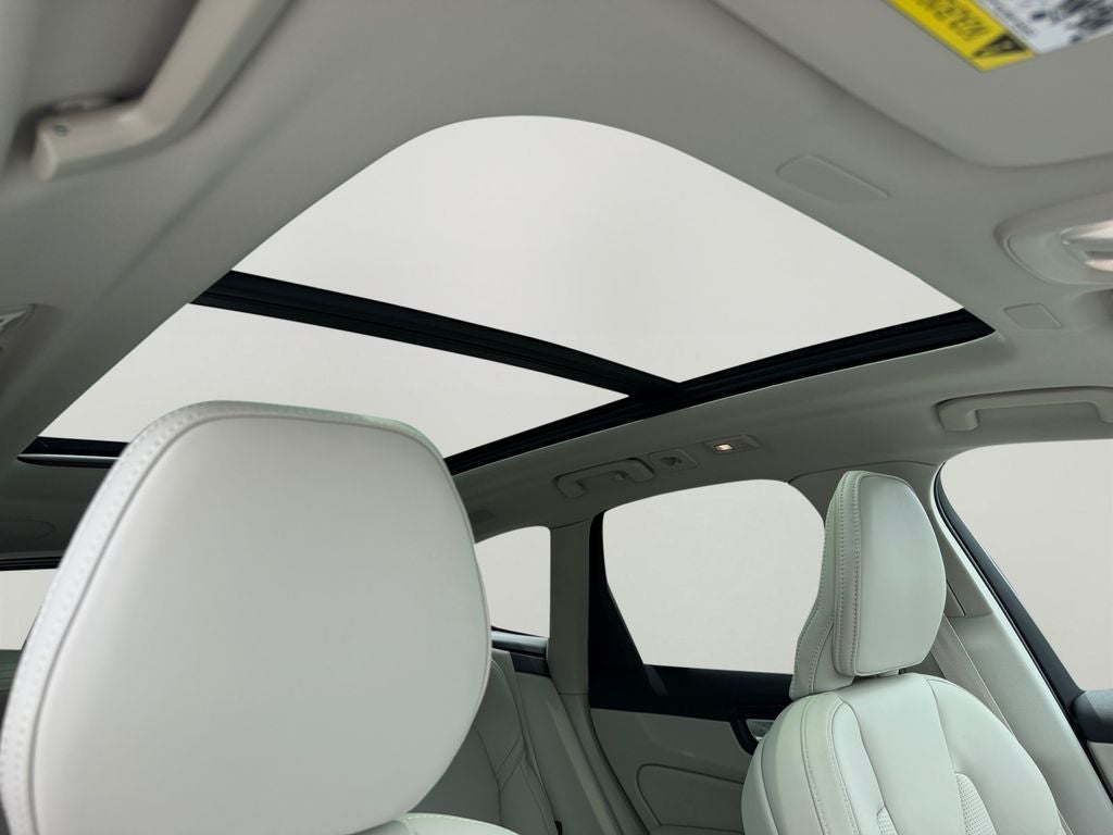 2026 Volvo XC60 Plug-In Hybrid T8 Ultra