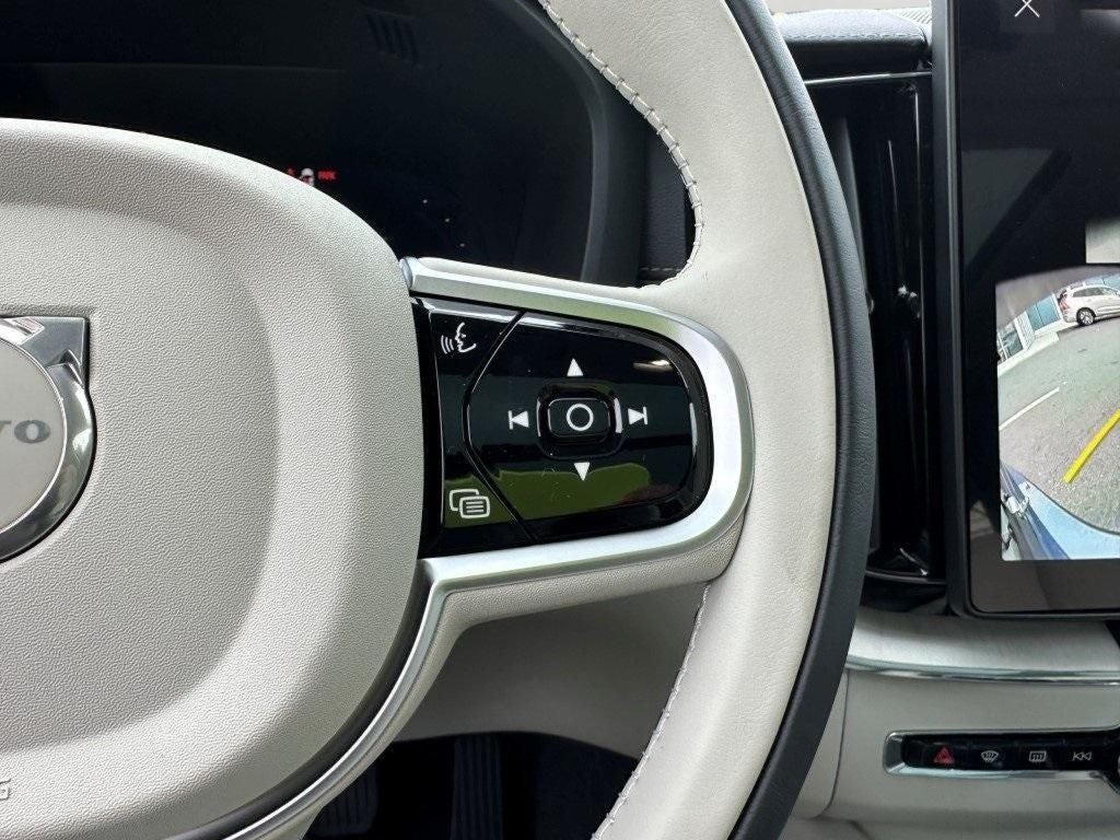 2026 Volvo XC60 Plug-In Hybrid T8 Ultra