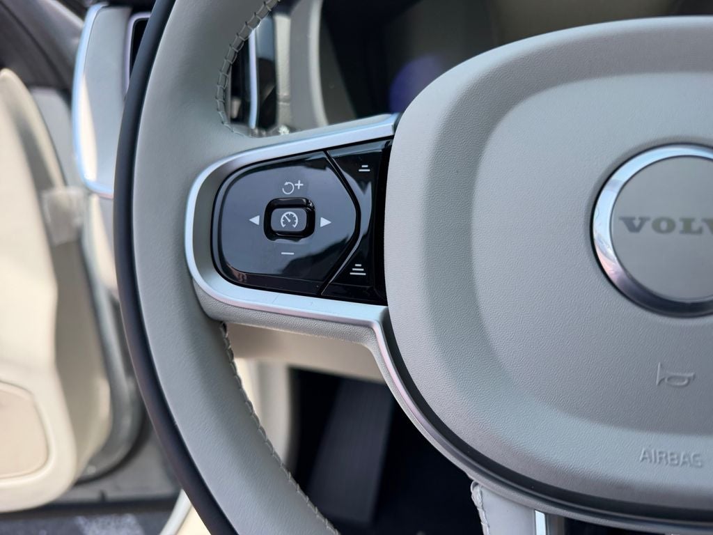 2026 Volvo XC60 Plug-In Hybrid T8 Ultra