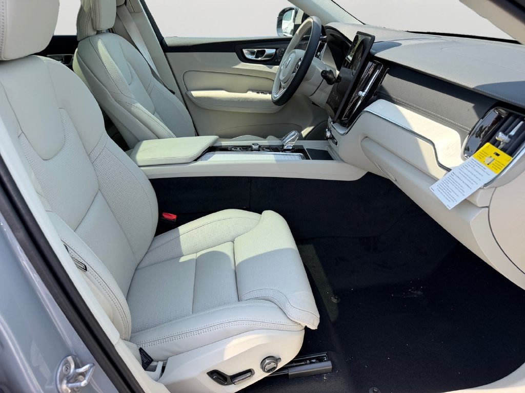 2026 Volvo XC60 Plug-In Hybrid T8 Ultra