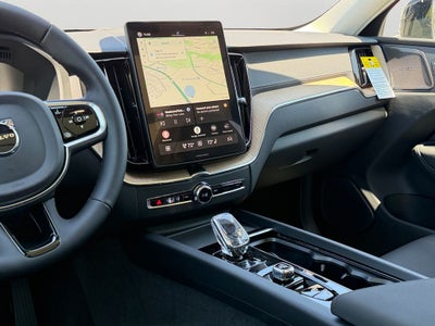 2026 Volvo XC60 Plug-In Hybrid T8 Ultra