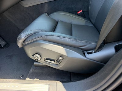 2026 Volvo XC60 Plug-In Hybrid T8 Ultra
