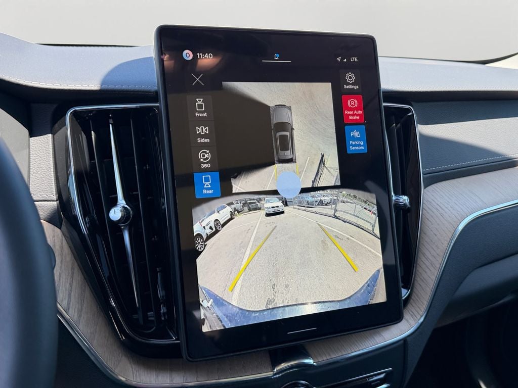 2026 Volvo XC60 Plug-In Hybrid T8 Ultra