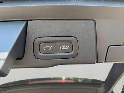 2026 Volvo XC60 Plug-In Hybrid T8 Ultra