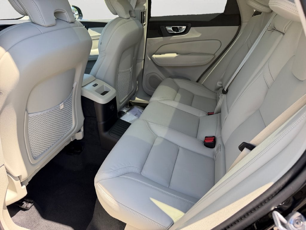 2026 Volvo XC60 Plug-In Hybrid T8 Ultra