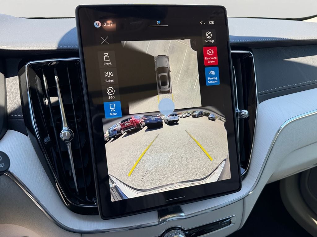 2026 Volvo XC60 Plug-In Hybrid T8 Ultra