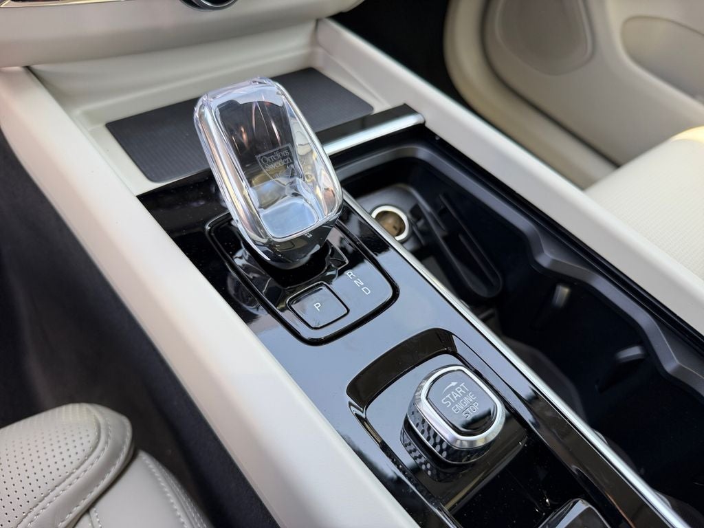 2026 Volvo XC60 Plug-In Hybrid T8 Ultra