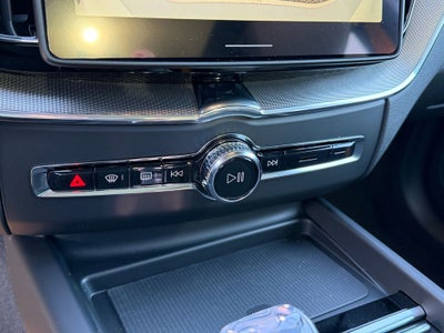 2026 Volvo XC60 Plug-In Hybrid T8 Polestar Engineered