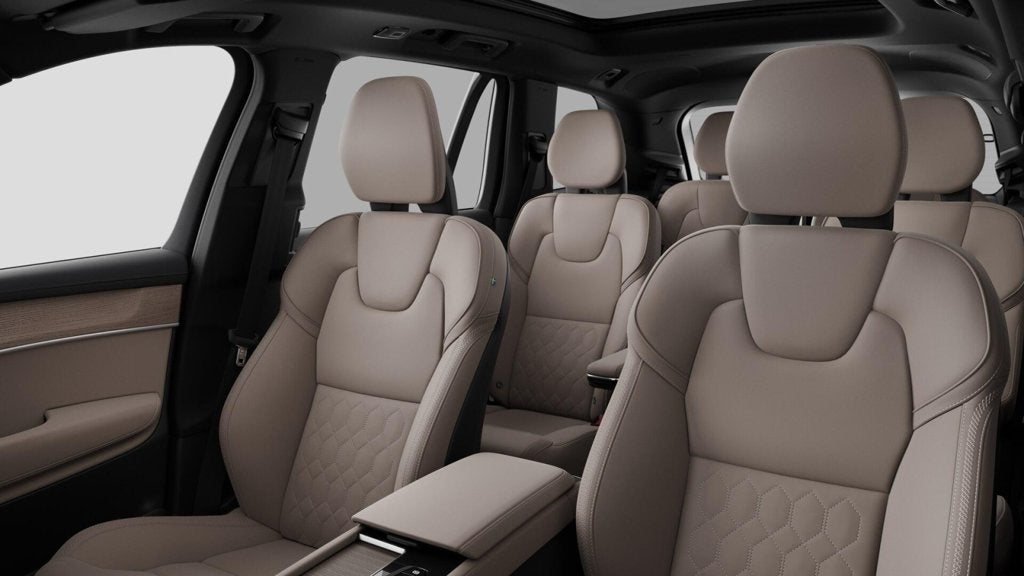 2027 Volvo XC90 Plug-In Hybrid T8 Plus 6 Passenger