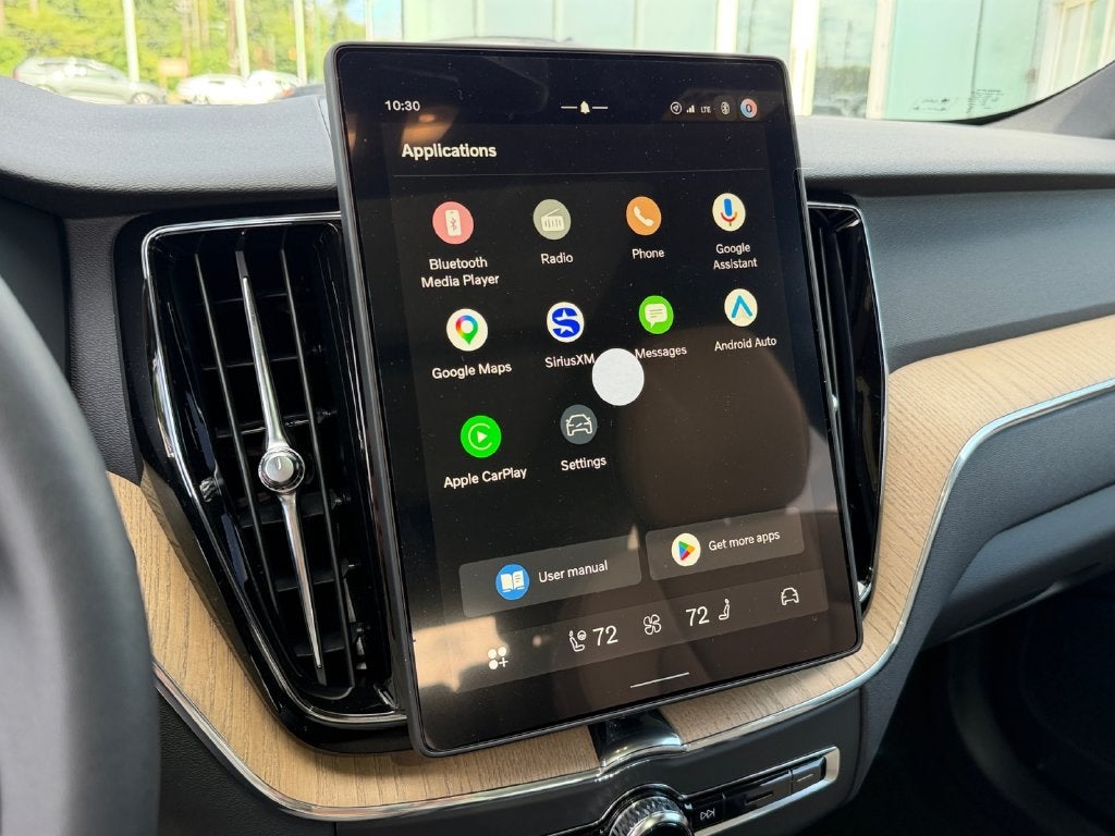 2027 Volvo XC60 Plug-In Hybrid T8 Plus
