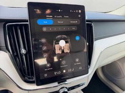 2027 Volvo XC60 Plug-In Hybrid T8 Ultra