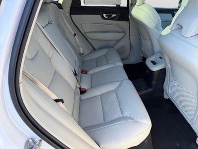 2027 Volvo XC60 Plug-In Hybrid T8 Ultra