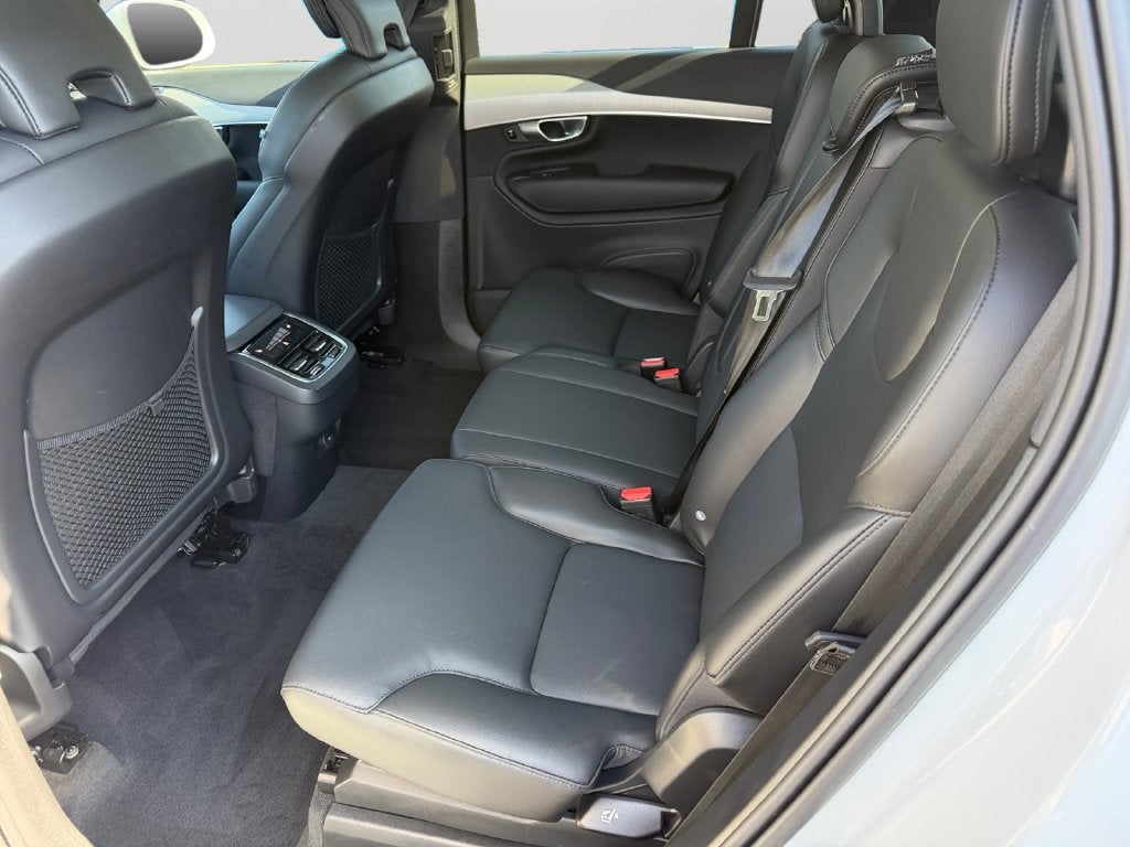 2024 Volvo XC90 B5 Core Volvo Certified