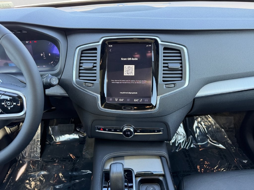 2024 Volvo XC90 B5 Core Volvo Certified