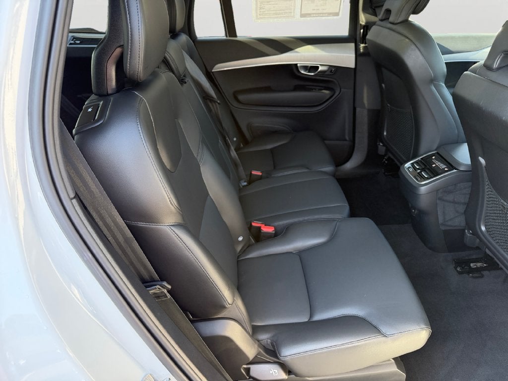 2024 Volvo XC90 B5 Core Volvo Certified