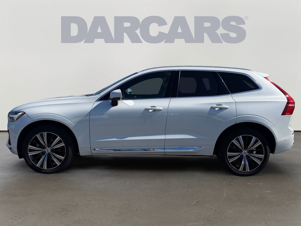 2023 Volvo XC60 B5 Ultimate Bright Theme