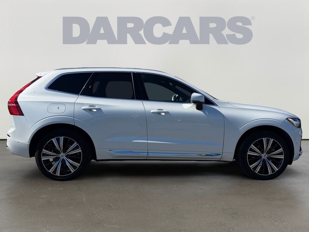 2023 Volvo XC60 B5 Ultimate Bright Theme